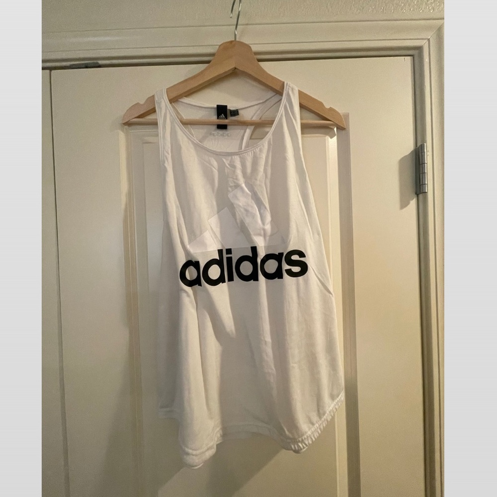 Adidas Tank Sz Medium